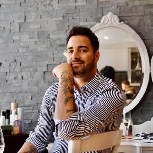 Meet your Posher, Max